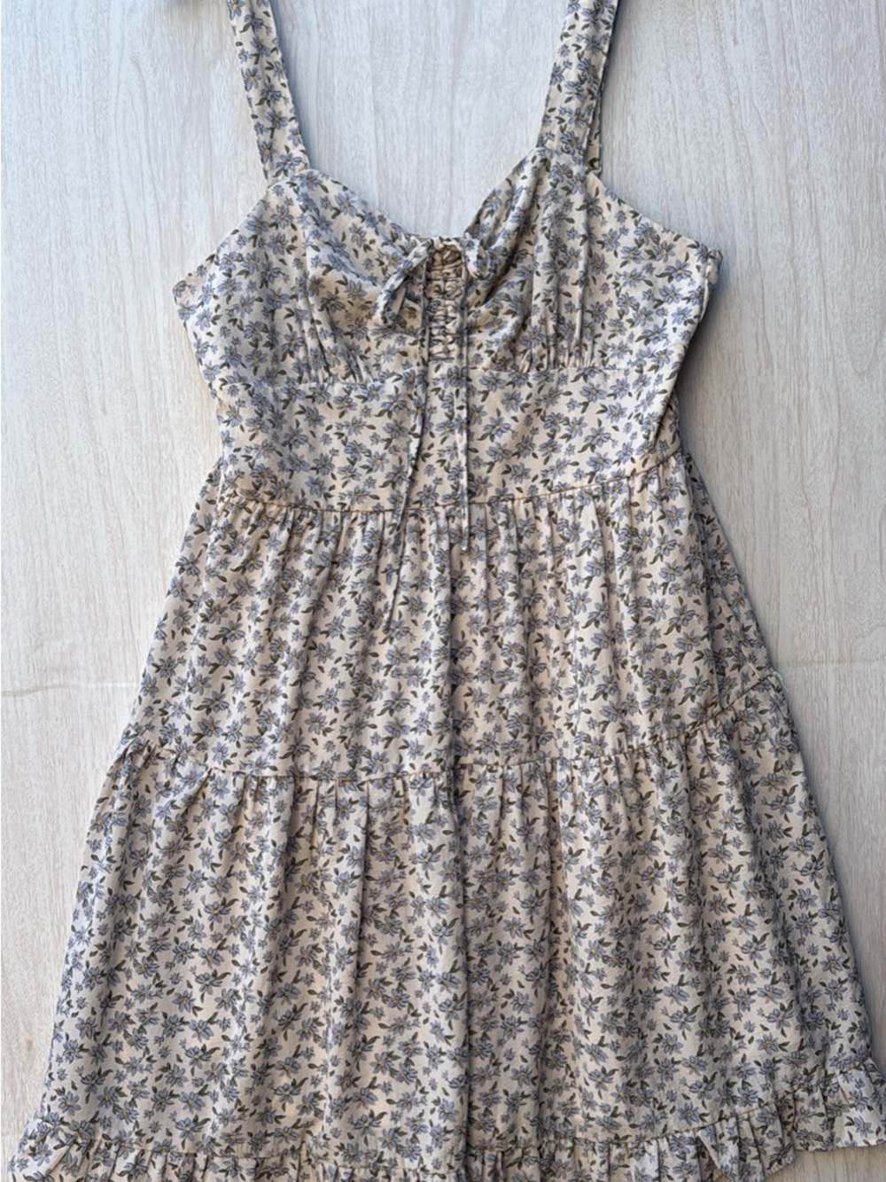She + Sky Cream Floral Tie-Front Sundress with Gray Print